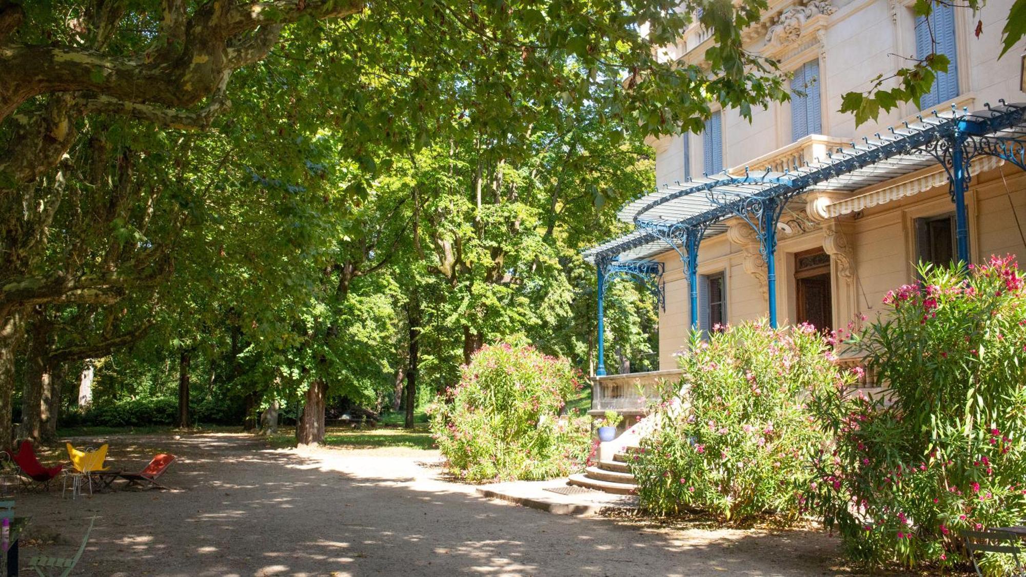 Hotel-Musee Villa Bagatelle Irigny Extérieur photo